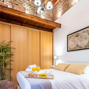 Apartment Carreteria - Design & Comfort - Prime Area
