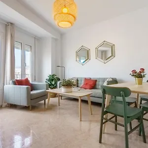  Apartment Solsuite Center